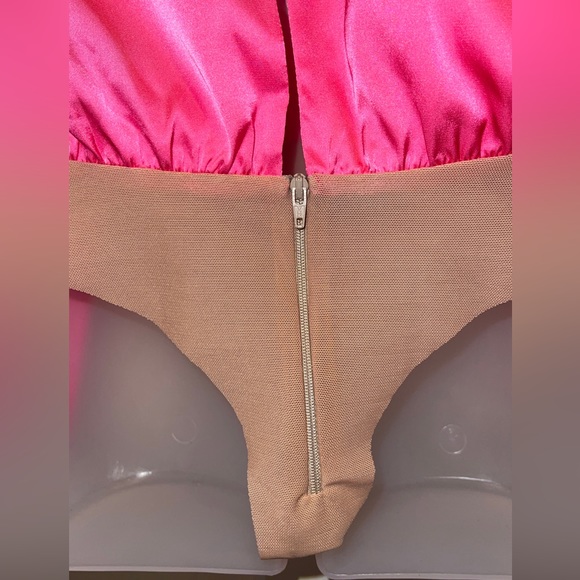 💗❤️ NWT The Dolls House Fashion Beaudelle Set in Red and Pink Satin - Picture 9 of 16